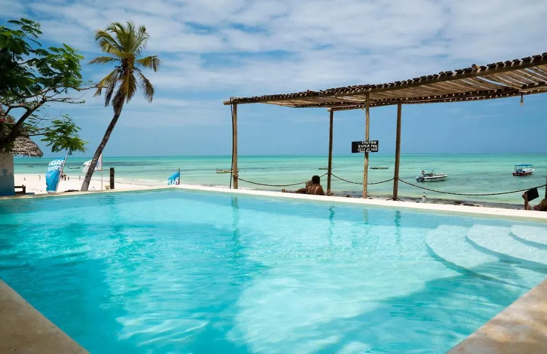 Red Monkey Beach Lodge-1