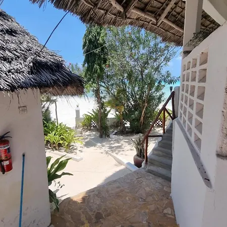 Red Monkey Beach Lodge-2